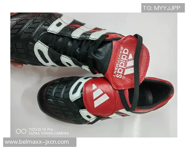 足球巨星玩鞋潮流探秘 从场上表现到场外个性展示 足球巨星玩鞋潮流探秘 从场上表现到场外个性展示